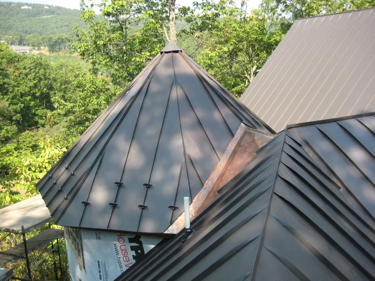 Professional Roof Tarp Installation by Craftsman Roofing in Home Park